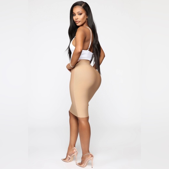 NWT Fashion Nova Allure Bodycon Skirt - Picture 4 of 8